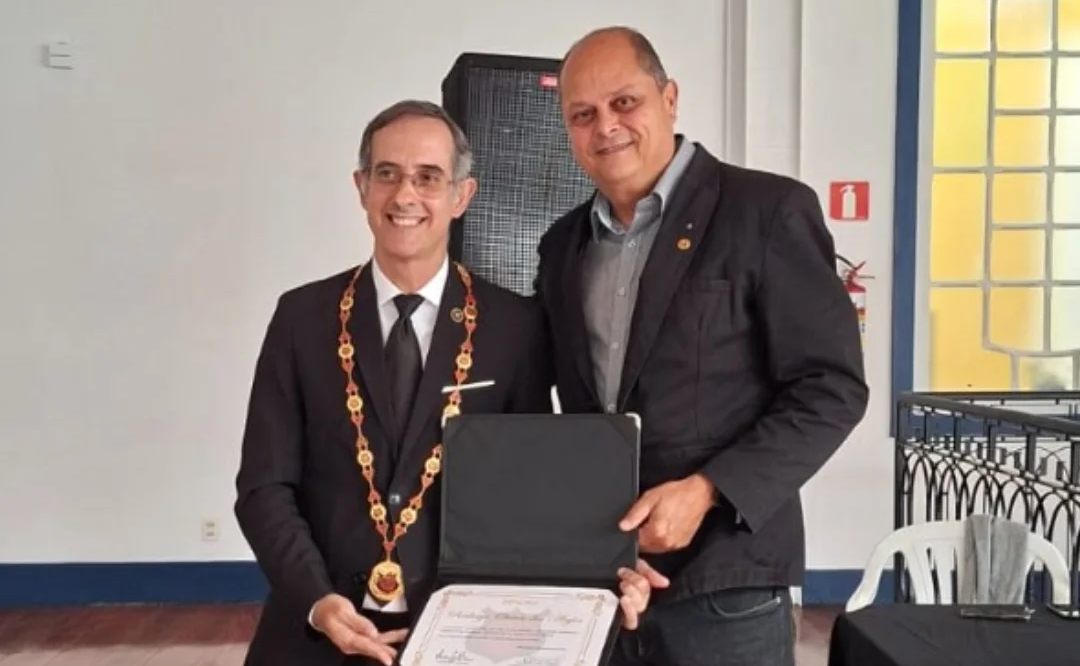 Sereníssimo Grão-Mestre é homenageado pelo Marianense Futebol Clube